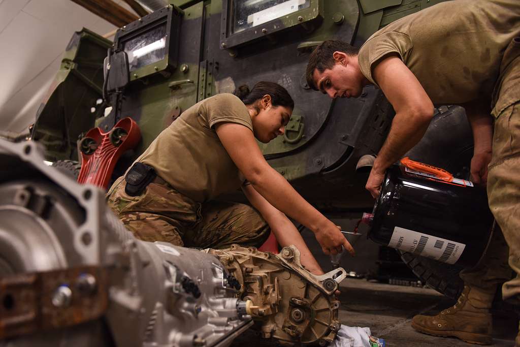 army-mechanics-3a2382-1024